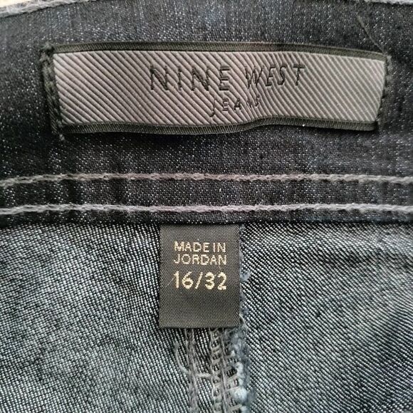 NWT Nine West Style Melanie Skimmer Missy Women Size 16/32 Average Capri Jeans - Picture 5 of 13